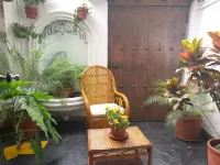 โรงแรมแอนทารา แอนด์ สวีทส์ - มิราฟลอเรส - อ่างจากุชชี่