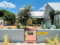 The Lincoln Marfa Hotels in Marfa
