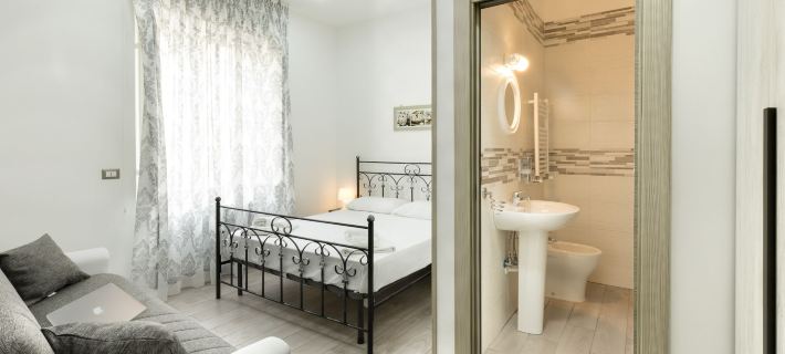 Opera Home Principe Umberto Hotels in Naples