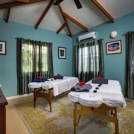Harbour View Boutique Hotel & Wellness Retreat