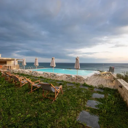 Portela Apartments Kastri