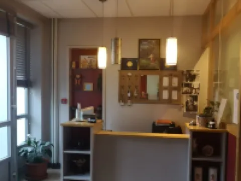 孟菲斯酒店 普瓦捷酒店