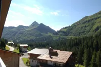 達米爾斯高山度假村 - 山景