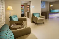Holiday Inn Express & Suites DFW AIRPORT - GRAPEVINE by IHG
