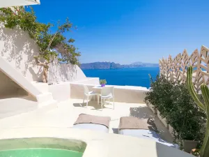 Morfi Cave House