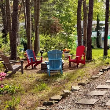 Waterfront Pond Penthouse in Plymouth, Sleeps 4, Pet-Friendly, Kayaks, Fire Pit Отели рядом с достопримечательностью «Plymouth Mayflower»