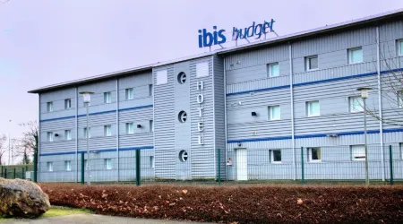 Ibis Budget Flers les Grands Champs Отели в г. Жер