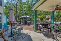 The Whispering Pines Inn Bed & Breakfast