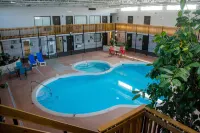 Ramada by Wyndham Medicine Hat - parking