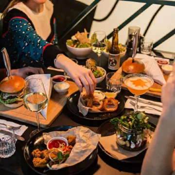 The Social Hub Rotterdam Отели рядом с достопримечательностью «Роттердамский университет имени Эразма»