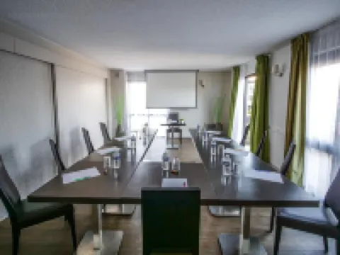 新蒙塔吉斯休息設計INN酒店 盧瓦雷酒店