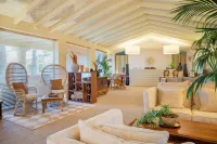 Spiagge San Pietro, a Charming & Relaxing Resort Hotels in Sant'Elmo