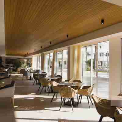 Hoposa Montelin Dining/Meeting Rooms