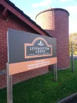 Livingston Lodge Hotel Hotel dekat Howden Park Centre