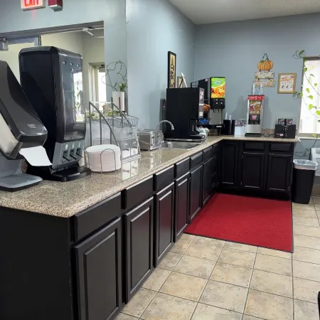 Super 8 by Wyndham Kokomo