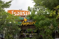 Jumbo House Hotels in Amphoe Tha Sae