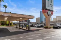 Ellis Island Hotel Casino & Brewery - parking