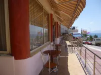 Hotel Chicago Hotels in Sarandë