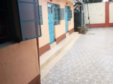 Summit Guest House & Grill Hotels in Kabati