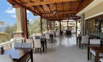 Celay Hotel