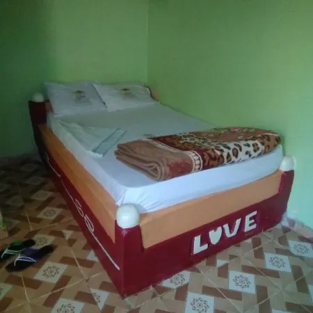 Club Panas Hotele w: Bondo