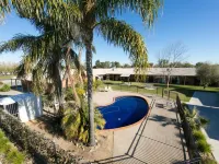 Ashleigh Court Motor Inn Hotels in Mulwala