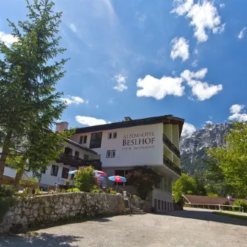 Alpenhotel Beslhof Отели в г. Рамзау