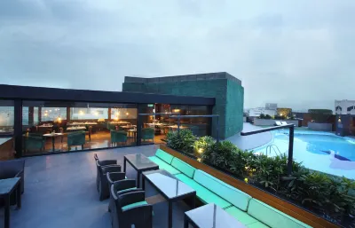 Four Points by Sheraton Lahore Hotels near Samanabad