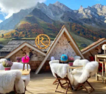 洛多斯旅館