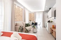 Myflats Luxury Cathedral - Homestays