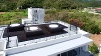 Hundred Days Hotel Hotels in Higashi