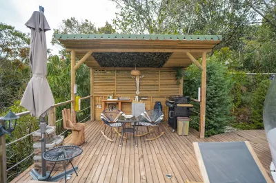 BubbleSky Glamping Guatape Hotels in 