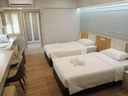 Wellness World Chiva 89 Отели рядом с достопримечательностью «Wat Suan Mokkh»