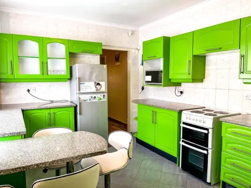 3 Bed Cozy Homestay for Groups in Lundi Park - 2292 - Alojamientos