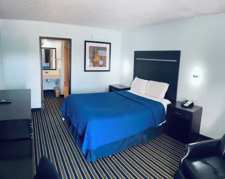 Executive Inn Отели рядом с достопримечательностью «Парк Сполдинг»