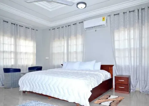 Tamarind Guesthouse Hoteles en Aburi