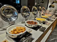 Blue Ocean Hotel 3 Отели рядом с достопримечательностью «Набережная Вольмидо»