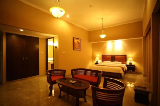 New Hotel Couple in Karachi