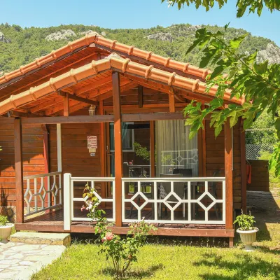 Villa Efsane Hotel Hotels near Chimera Thermal Frame