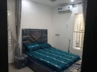 Shimawa-apartment-sleeps2-parking-24/7security Hotels in Shagamu