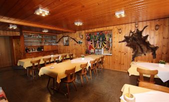 Hotel-Restaurant Alpina