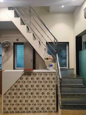 Aafee cabin stay & dormitory Отели рядом с достопримечательностью «Paras Dham Temple»