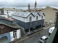 Uno in the City - Chic Urban Boutique Hotels in Truro