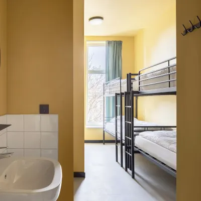 CoolDocks Hotels near Feyenoord Museum