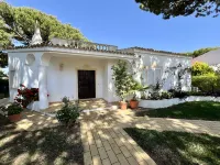 Vilamoura White House Villa with Pool by Homing