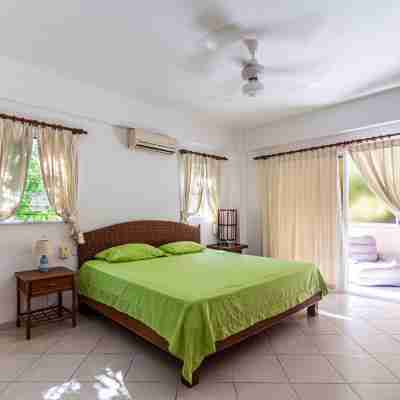 Playa Alicia, Guest Friendly, Hispanola Sol - Best Location in Town! Rooms