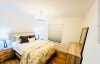 Stunning 4BD Jacuzzi - 4 Min To Beach Panama City