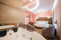 Ambasador Hotel