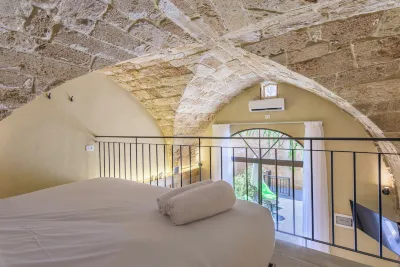 Casa Batroun Lofts Hotels in Kfarhollos