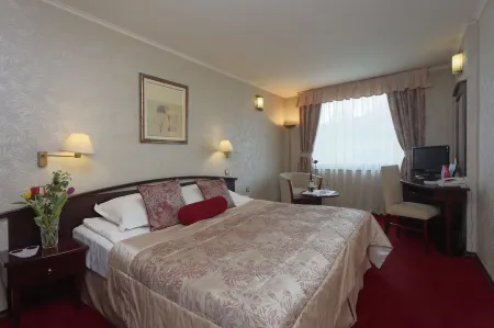 Capitol Hotel Отели в г. Варна